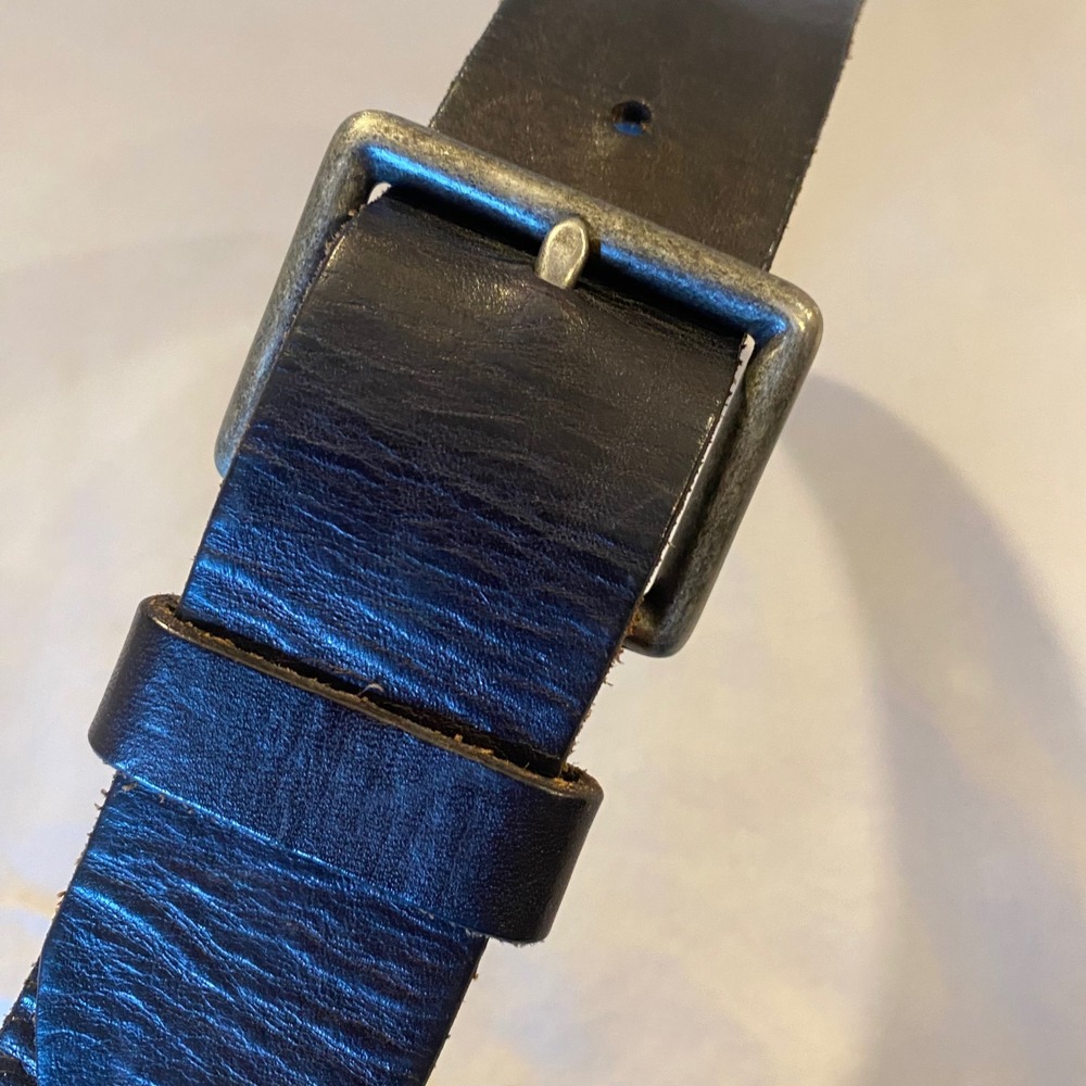 GAP Women Genuine Leather Cutout Design Belt Silver Buckle Size Small - Picture 3 of 8